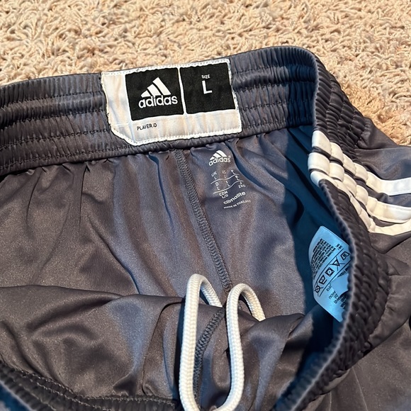 Adidas NC State Wolfpack Shorts - Picture 5 of 6